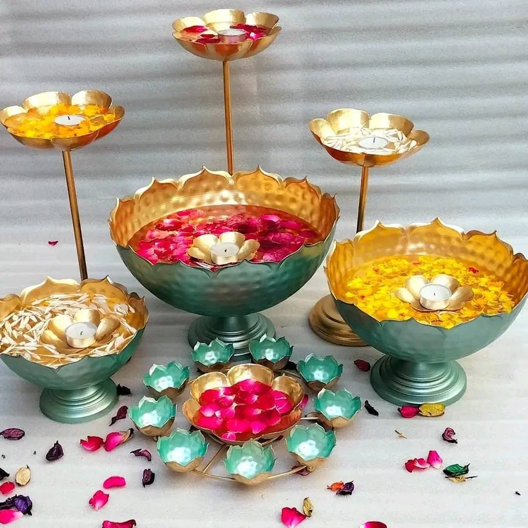 Iron Taj urli set with bowl/Urli Bowl |Candle Holder| Votive| RANGOLI| Lotus urli Bowl| Event/wedding/Diwali/Christmas decoration -10 pc set