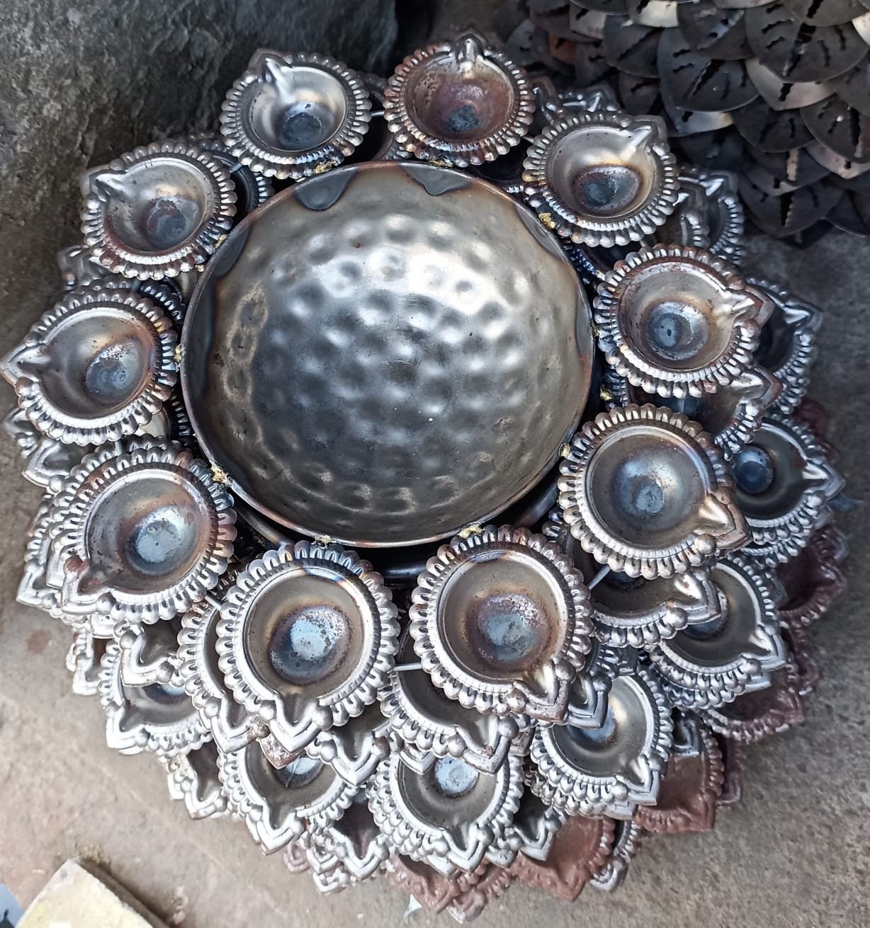Iron Diya Urli |Urli bowl/Candle Holder | Festival |CHRISTMAS GIFT | Diwali |wedding Decor -1 pc-12 inch