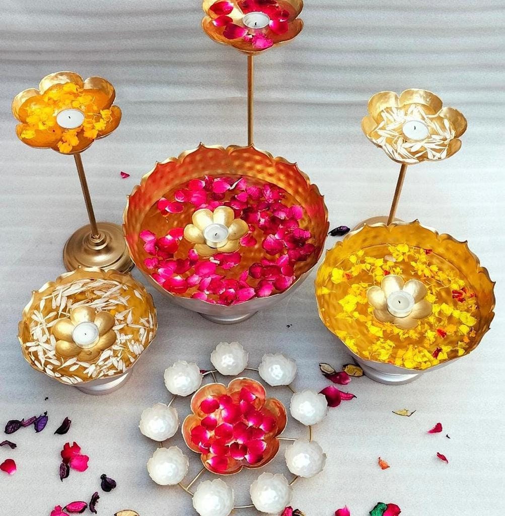 Iron Taj Urli bowl / Urli set/Christmas/Pooja/wedding Gift/CHRISTMAS/DIWALI GIFT/Home Decoration 9pc