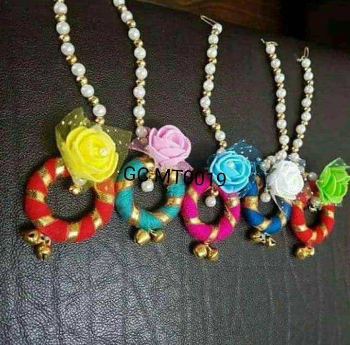 Wedding gift Bridal, Bridesmaid Multicolor Maang Tika Hand Made Artificial Flower Maang Tikka forehead jewel Haldi,Mehndi,Sangeet Night