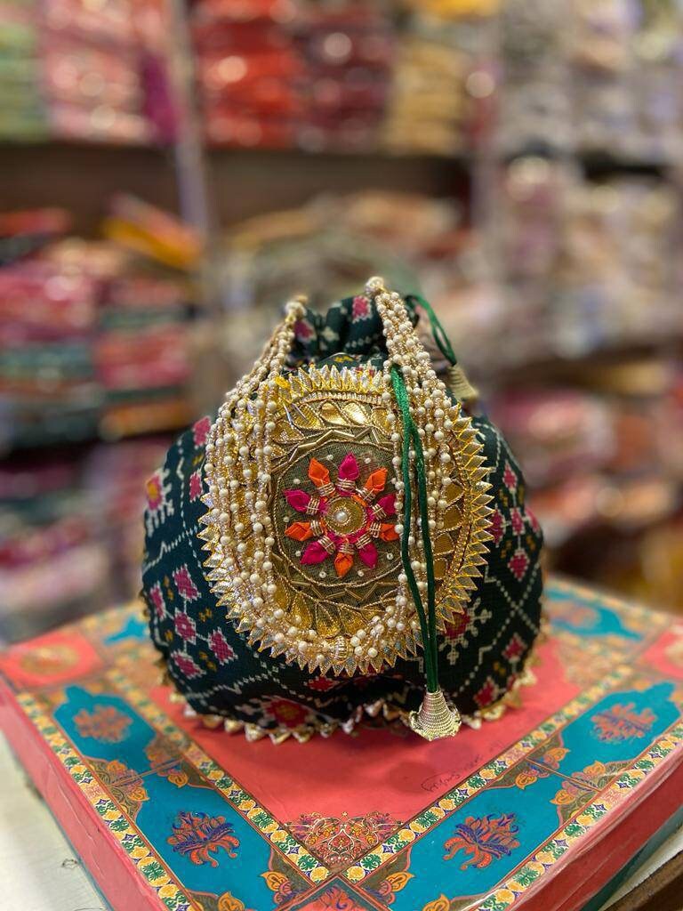 Lot of 100 Potli bags/Evening clutch/party/ festival mehendi/wedding function handbags/gota patch potli giveaways/ return gifts