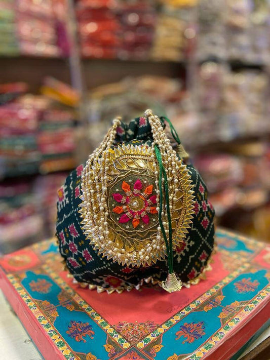 Lot of 100 Potli bags/Evening clutch/party/ festival mehendi/wedding function handbags/gota patch potli giveaways/ return gifts