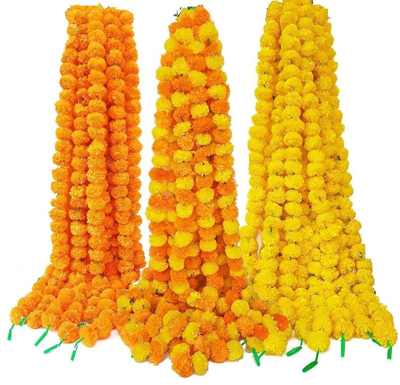 Marigold hanging/marigold flower garland with bells/marigold strings Bell tassels Toran/valence ganpati decoration/backdrops flower toran