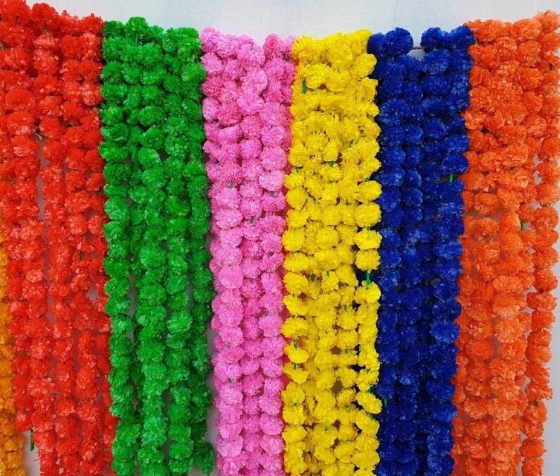 Marigold hanging/marigold flower garland with bells/marigold strings Bell tassels Toran/valence ganpati decoration/backdrops flower toran