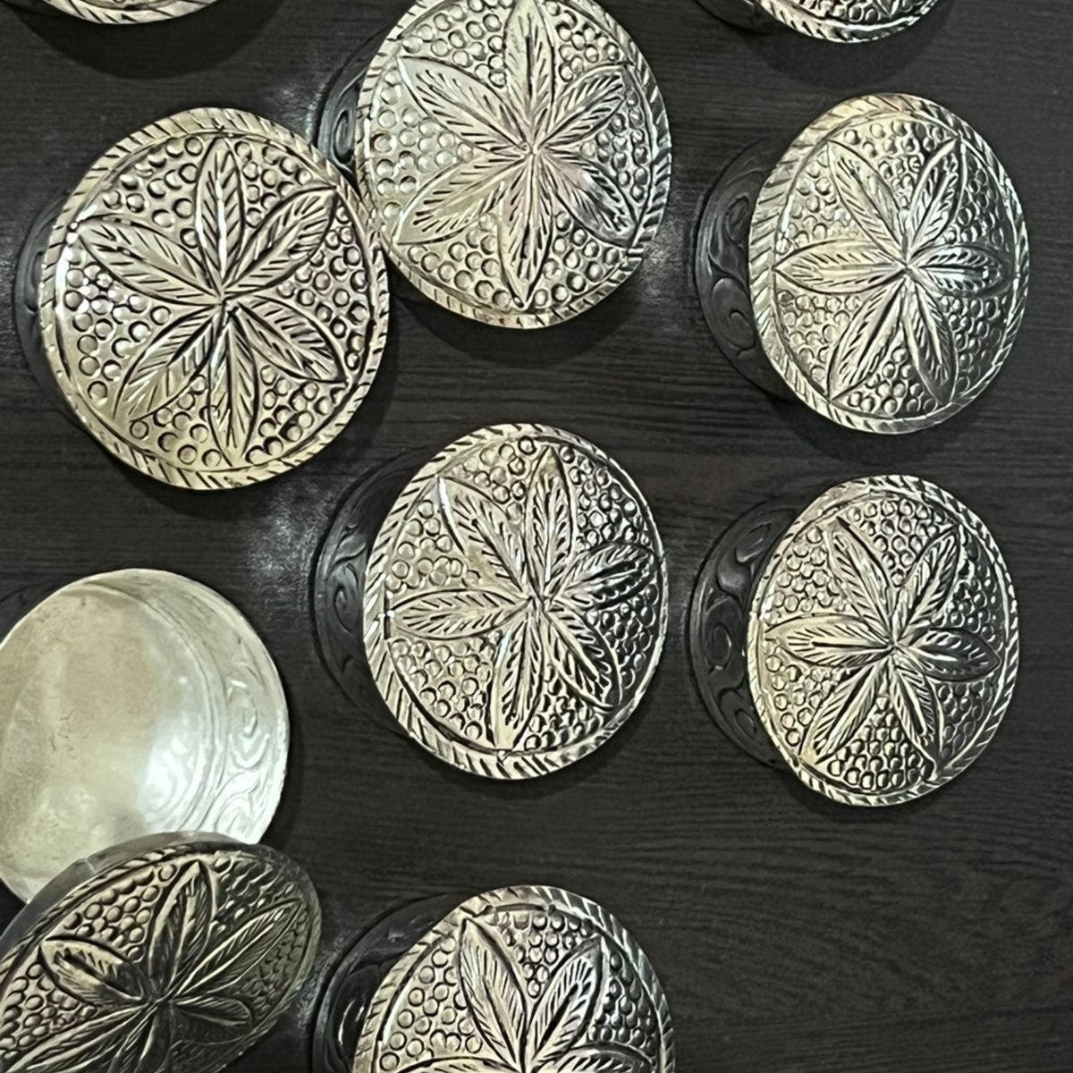 100 pc German Silver Round shape Haldi kumkum bowl,Roli Chawal Platter|Haldi KumKum Favor|Sindoor|Pooja Gift|Favors|Indian Wedding Favor