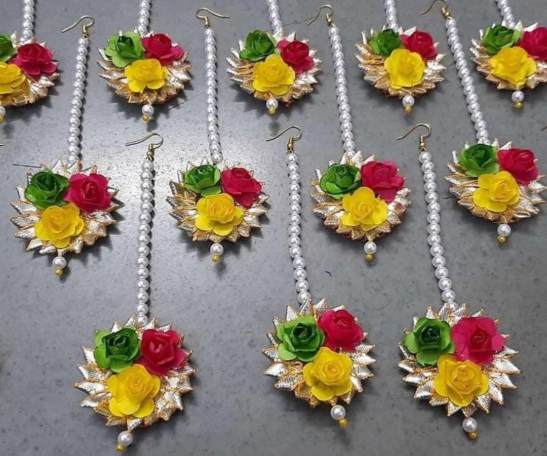 Wedding gift Bridal, Bridesmaid Multicolor Maang Tika Hand Made Artificial Flower Maang Tikka forehead jewel Haldi,Mehndi,Sangeet Night